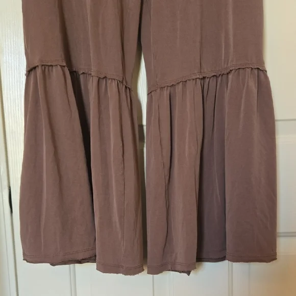 Peace Love World M BOHO Espresso & Red RUFFLE Flare Pants UNIQUE FESTIVE So Soft - Picture 9 of 16